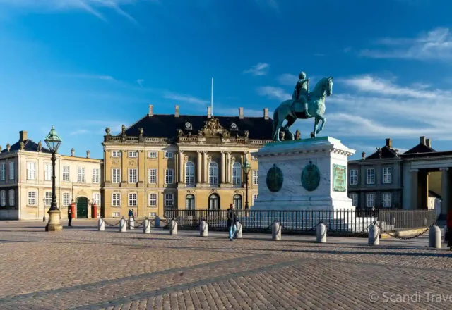 Amalienborg Palace and equestrian statue — Copenhagen city tour