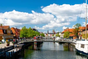 Christianshavn canal with bridges and boats — Copenhagen highlights, Scandi Travel