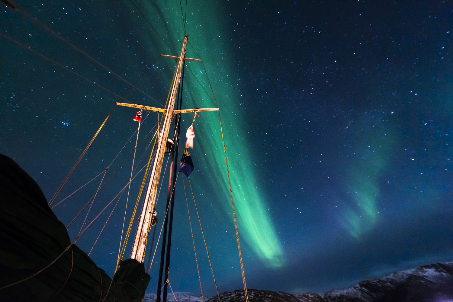 Sailing boat, Northern lights, Tromso